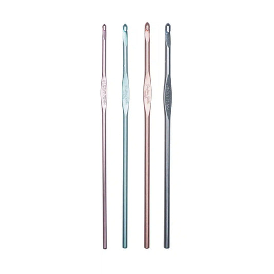 Susan Bates Silvalume Set of 4 Crochet Hooks, U.S. C/2, D/3, E/4, F/5