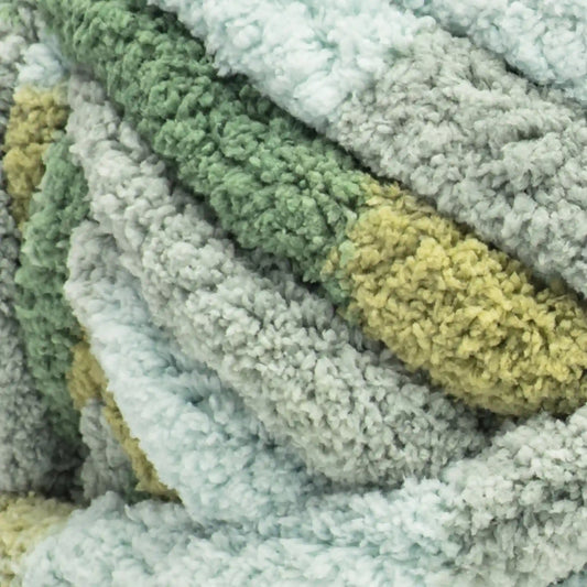 Bernat Blanket Extra Thick Yarn (600g/21.2oz) - Discontinued Shades